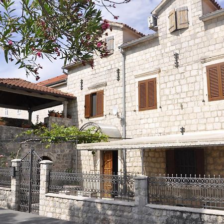 Apartments Vujosevic Kotor Buitenkant foto
