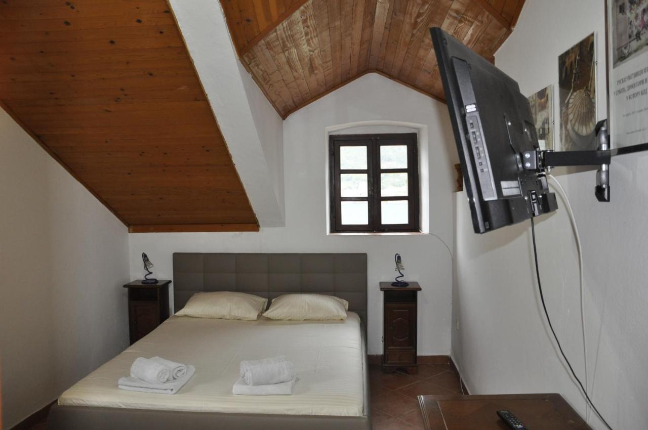 Apartments Vujosevic Kotor Buitenkant foto
