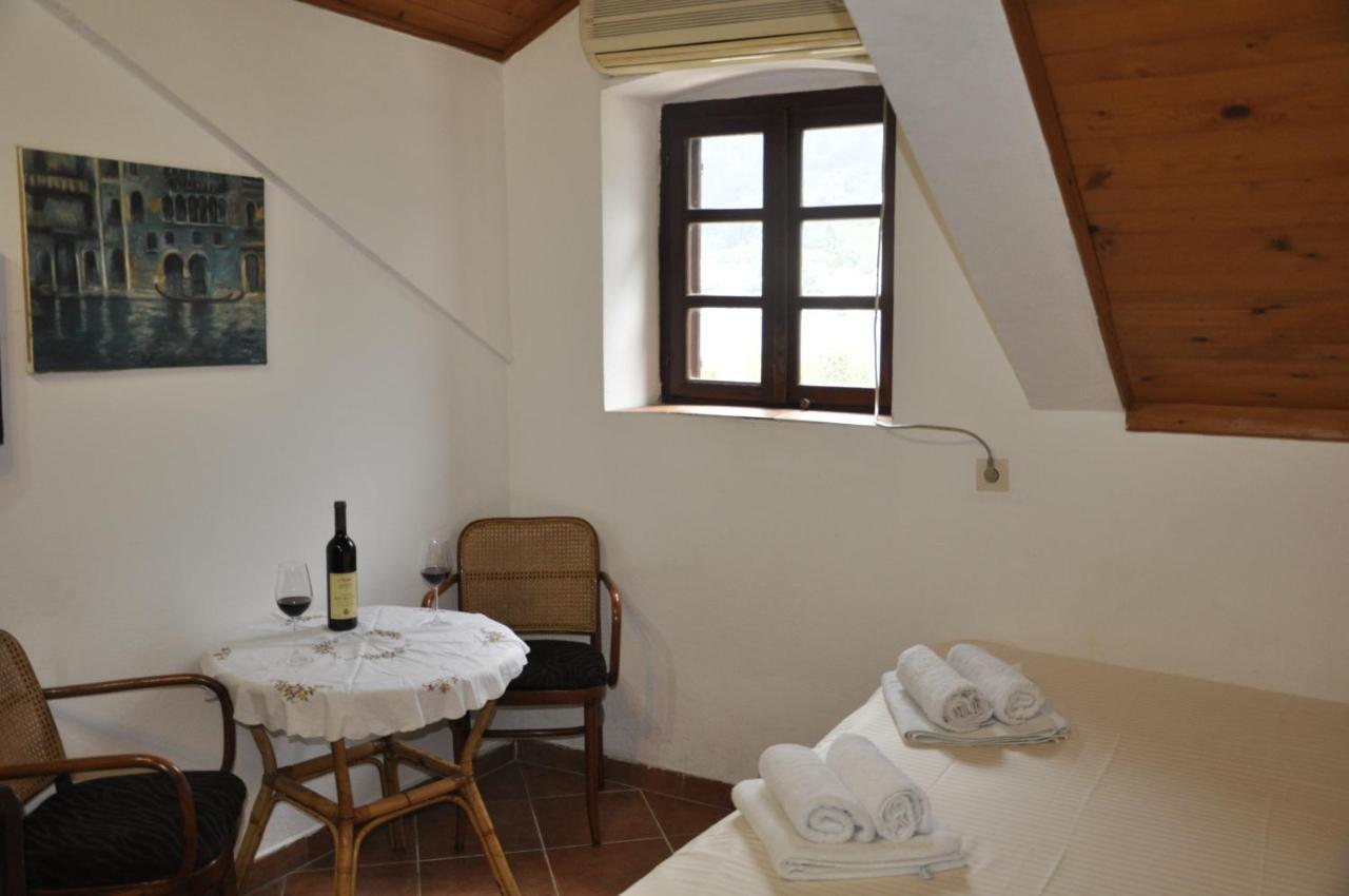 Apartments Vujosevic Kotor Buitenkant foto